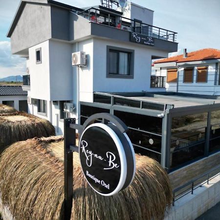 Reynabe Boutique Hotel Дикили Екстериор снимка