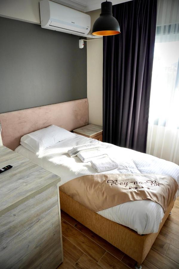 Reynabe Boutique Hotel Дикили Екстериор снимка