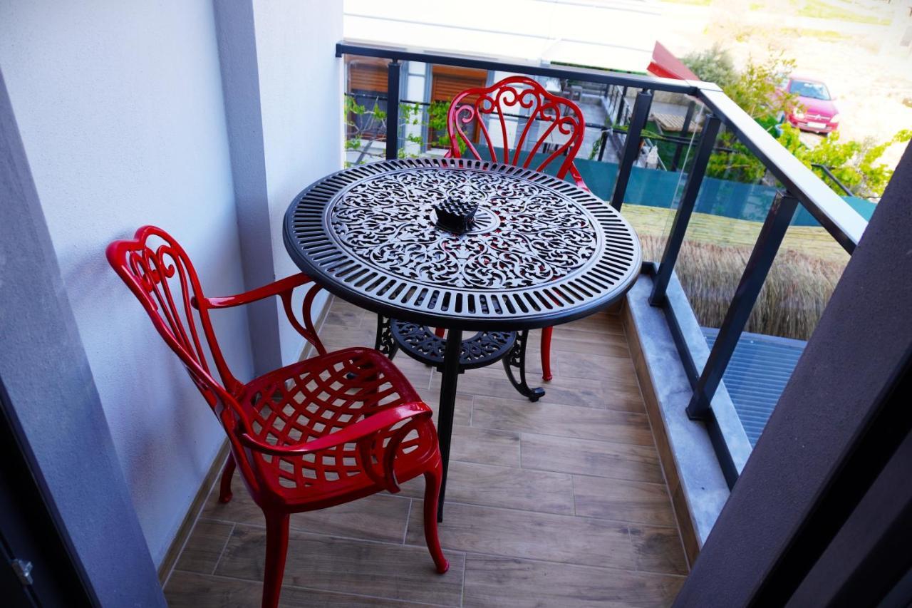 Reynabe Boutique Hotel Дикили Екстериор снимка