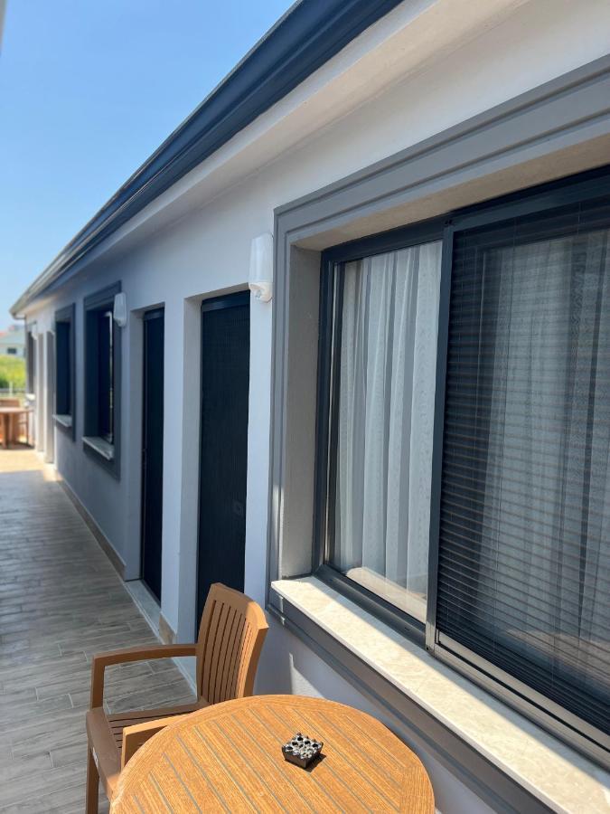Reynabe Boutique Hotel Дикили Екстериор снимка